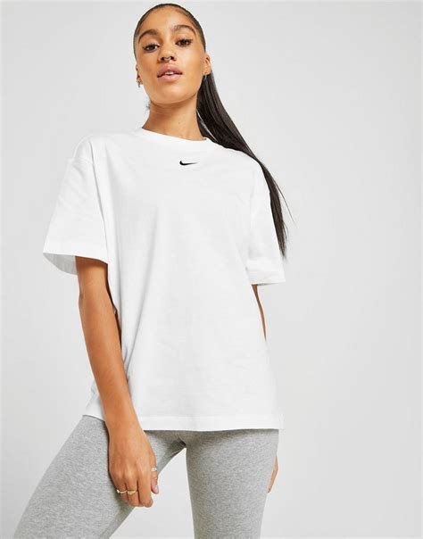 nike boyfriend tee weiß|Nike Sportswear Women’s Boyfriend Fit T.